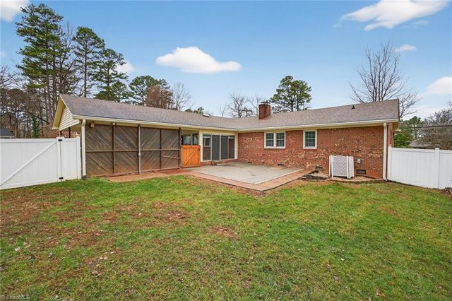 2300 Gordon Road, High Point, NC 27265