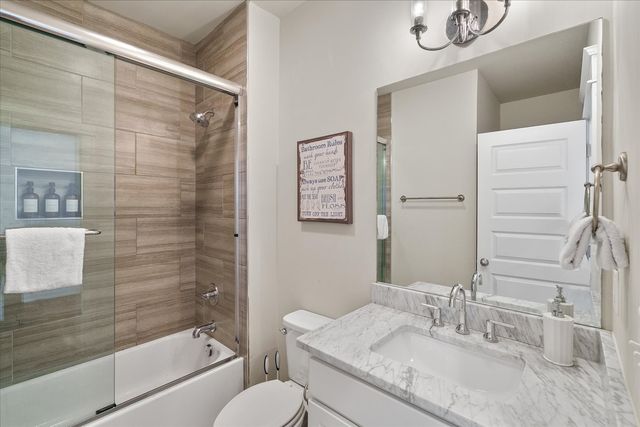 210 N 9th St Apt 2, Nashville, TN 37206