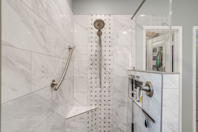 5843 Candlelight Lane, Grand Prairie, TX 75052