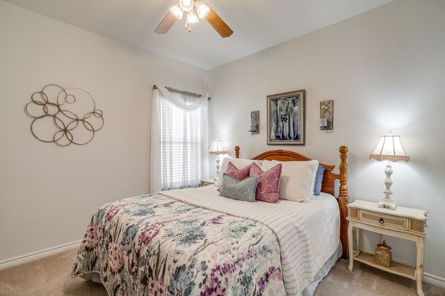 5843 Candlelight Lane, Grand Prairie, TX 75052