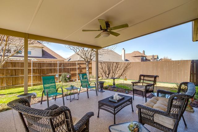 5843 Candlelight Lane, Grand Prairie, TX 75052