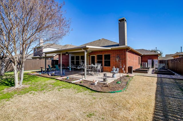 5843 Candlelight Lane, Grand Prairie, TX 75052