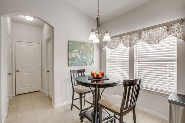 5843 Candlelight Lane, Grand Prairie, TX 75052