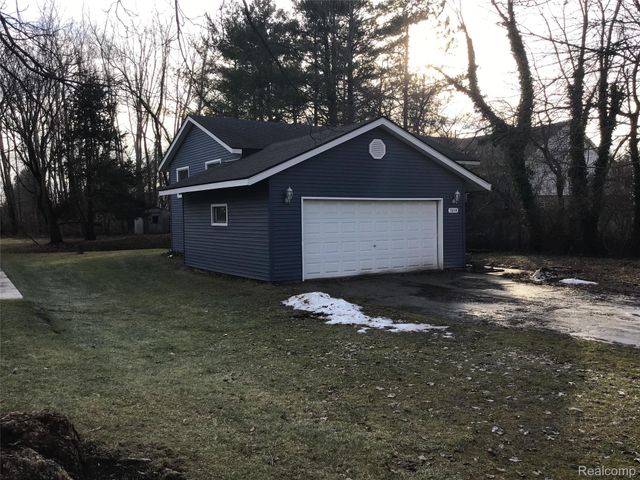 7640 Garland, Washington Township, MI 48094