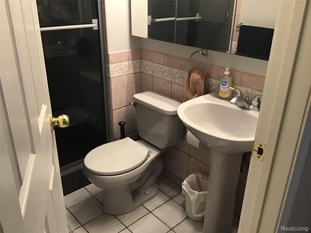 7640 Garland, Washington Township, MI 48094