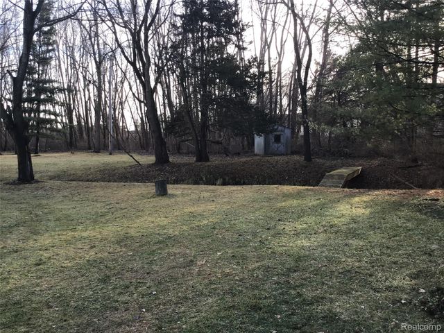 7640 Garland, Washington Township, MI 48094