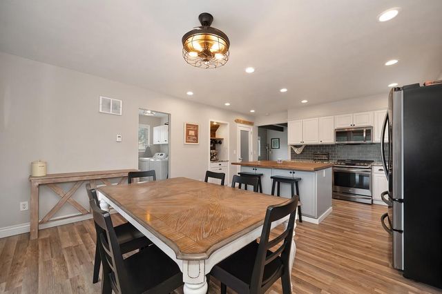 1540 American River Trl, Cool, CA 95614