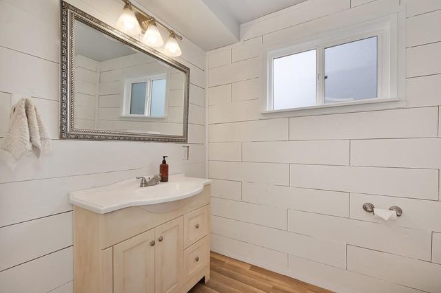 1540 American River Trl, Cool, CA 95614