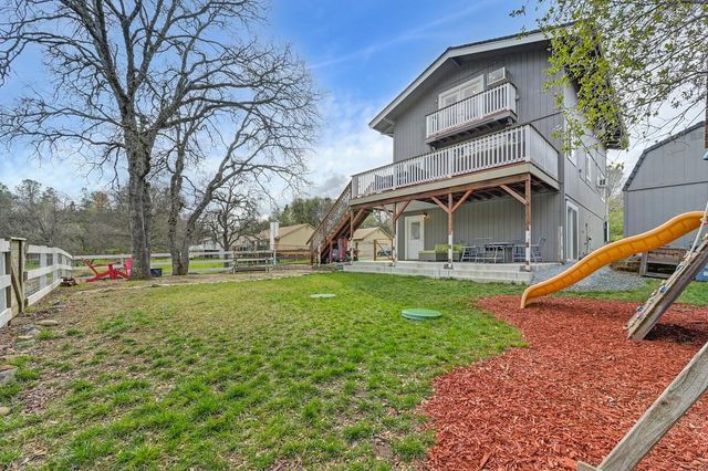 1540 American River Trl, Cool, CA 95614