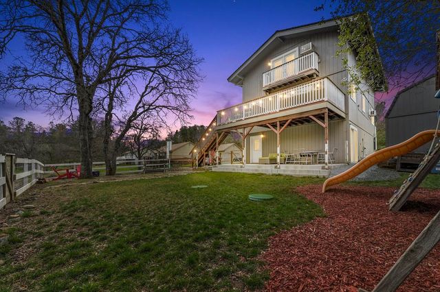 1540 American River Trl, Cool, CA 95614