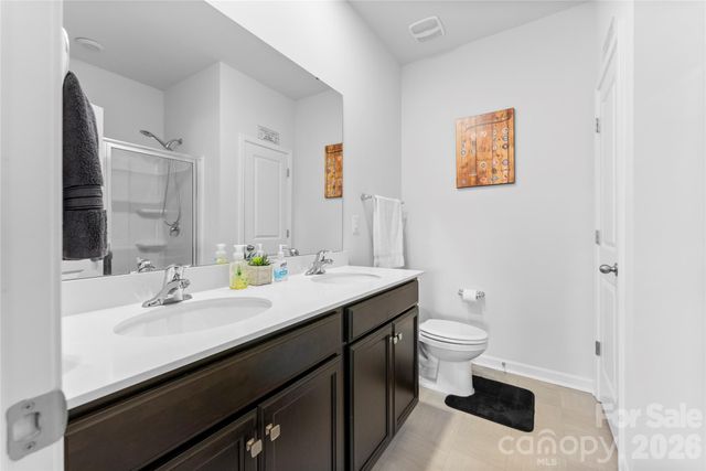 141 Amblers Knoll Road, Weaverville, NC 28787