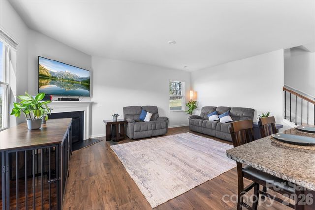 141 Amblers Knoll Road, Weaverville, NC 28787