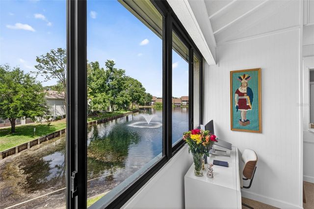 13405 PINE LAKE WAY 203, Tampa, FL 33618