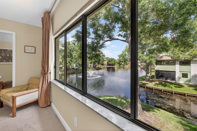 13405 PINE LAKE WAY 203, Tampa, FL 33618