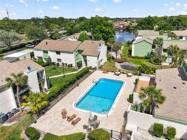 13405 PINE LAKE WAY 203, Tampa, FL 33618