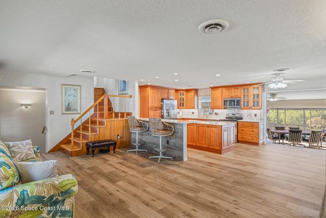 1210 Sun Circle W, Melbourne, FL 32935