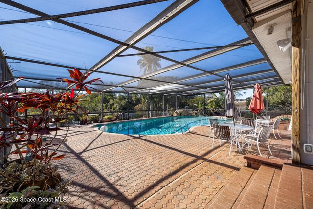 1210 Sun Circle W, Melbourne, FL 32935