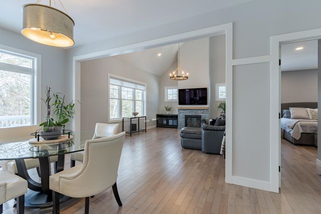 22 Sunrise Circle, Auburn, NH 03032