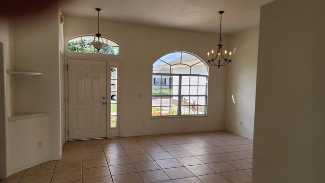 474 SW Namoit Place, Port St. Lucie, FL 34953