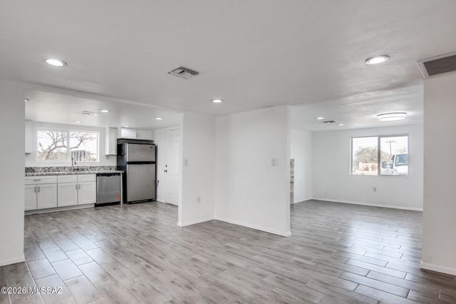 7460 S Meadowlark, Tucson, AZ 85746