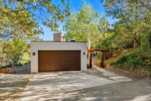 2810 Three Peaks Lane, Julian, CA 92036