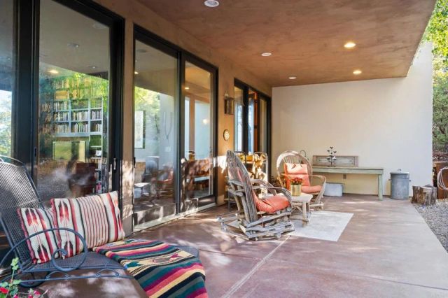 2810 Three Peaks Lane, Julian, CA 92036