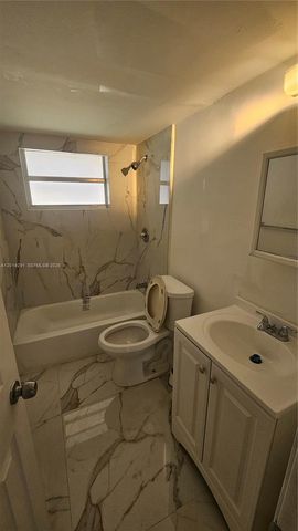 1524 SW 5th Pl B, Fort Lauderdale, FL 33312