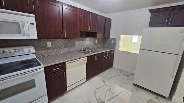 1524 SW 5th Pl B, Fort Lauderdale, FL 33312