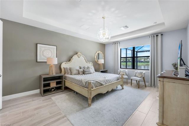 9512 Greyhawk TRL, Naples, FL 34120