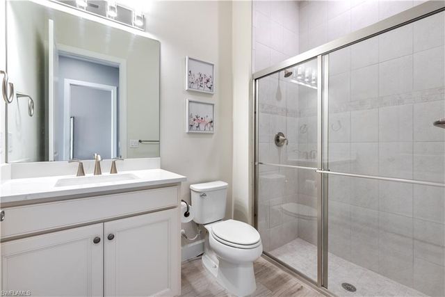 9512 Greyhawk TRL, Naples, FL 34120