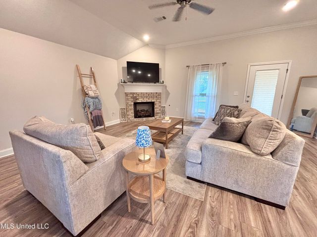 631 Westfield Drive, Pearl, MS 39208