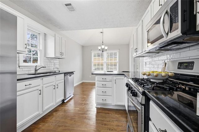 234 Valleyside Drive, Dallas, GA 30157