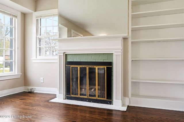 3934 Kennison Ave, Louisville, KY 40207