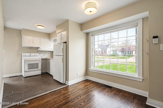 3934 Kennison Ave, Louisville, KY 40207