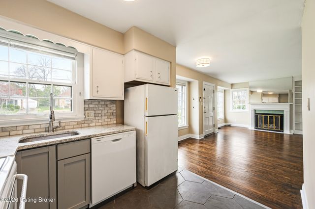 3934 Kennison Ave, Louisville, KY 40207