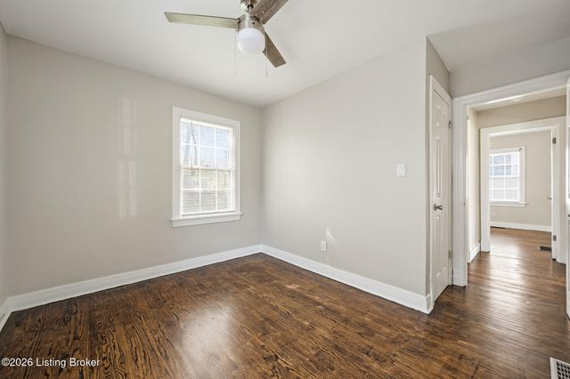 3934 Kennison Ave, Louisville, KY 40207