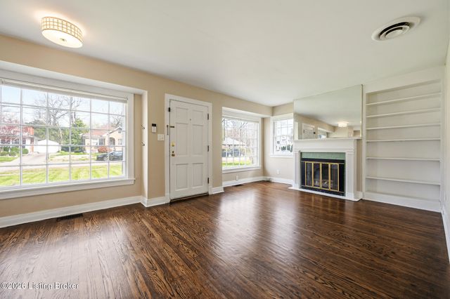 3934 Kennison Ave, Louisville, KY 40207