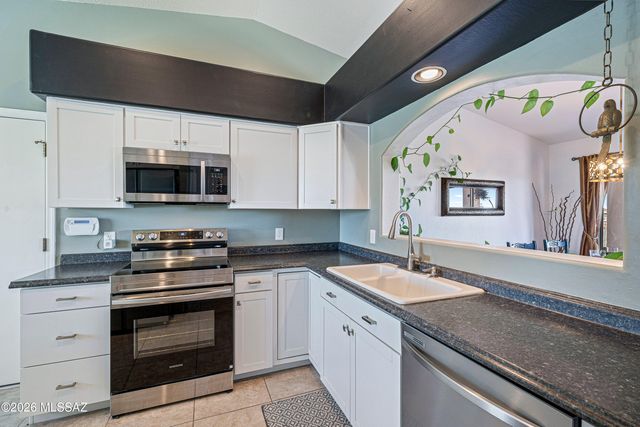 1858 W Placita De Agosto, Green Valley, AZ 85622