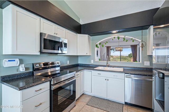 1858 W Placita De Agosto, Green Valley, AZ 85622