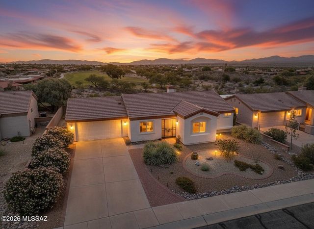 1858 W Placita De Agosto, Green Valley, AZ 85622