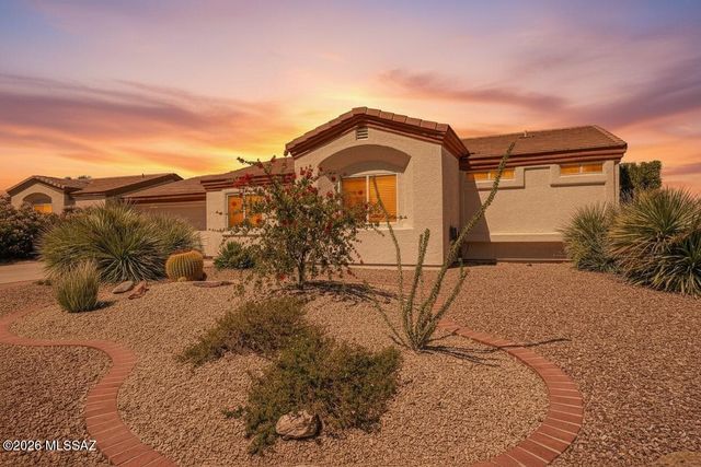 1858 W Placita De Agosto, Green Valley, AZ 85622