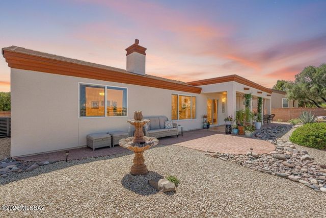1858 W Placita De Agosto, Green Valley, AZ 85622