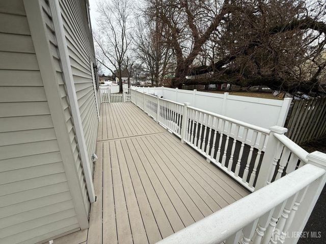 35 Thompson Avenue, Fords, NJ 08863