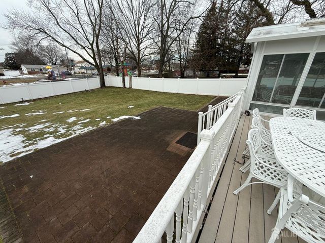 35 Thompson Avenue, Fords, NJ 08863