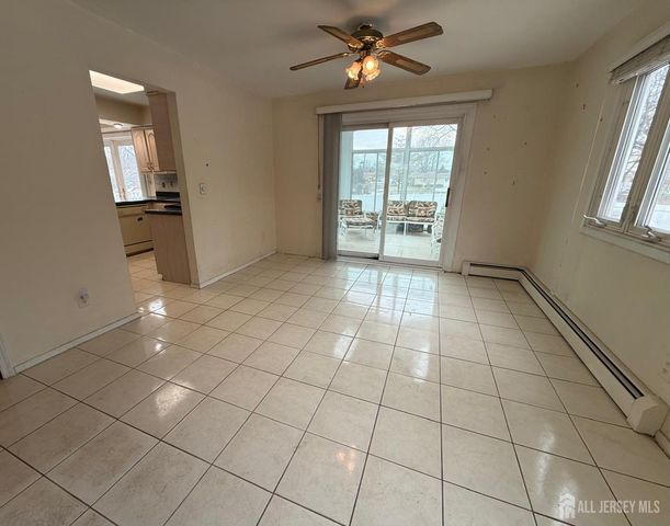 35 Thompson Avenue, Fords, NJ 08863