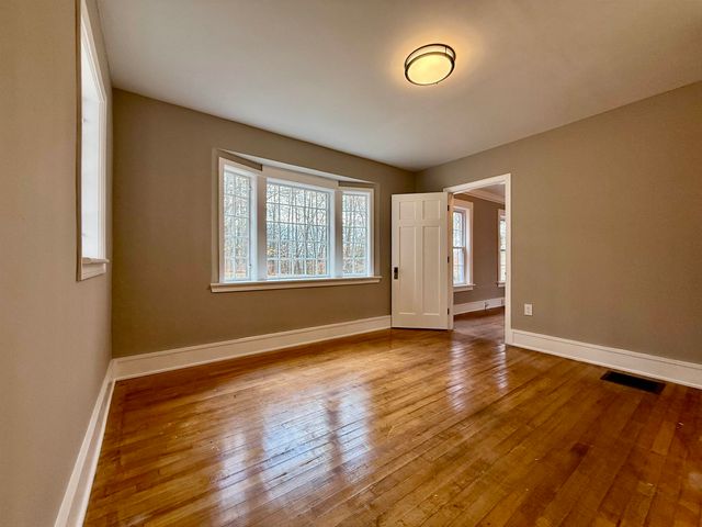 28 Leach Avenue, Franklin, NH 03235