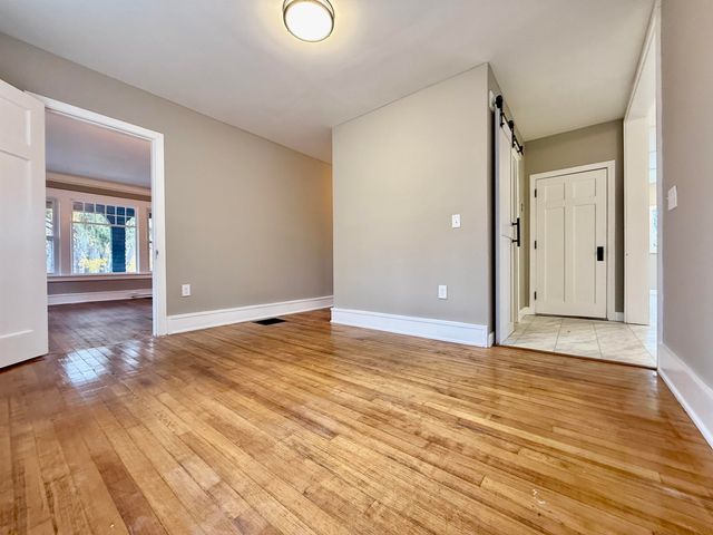 28 Leach Avenue, Franklin, NH 03235