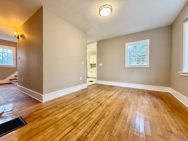 28 Leach Avenue, Franklin, NH 03235