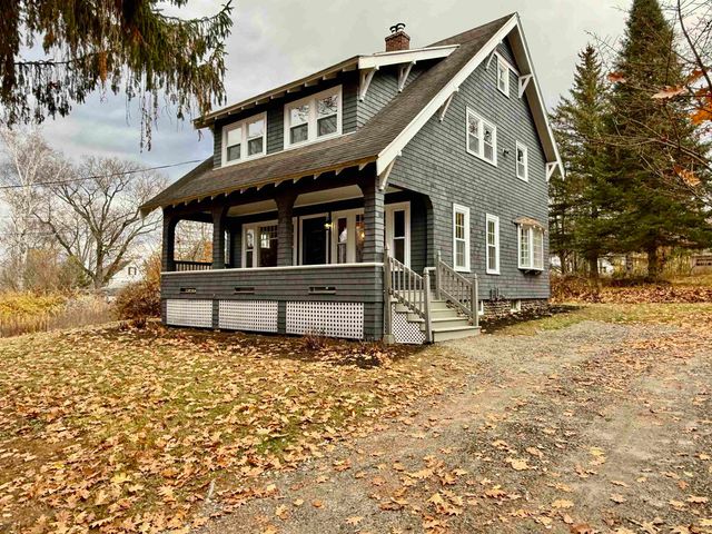 28 Leach Avenue, Franklin, NH 03235