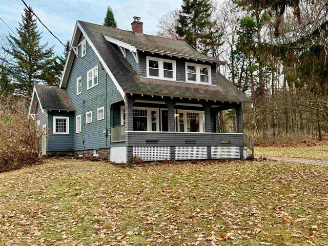 28 Leach Avenue, Franklin, NH 03235